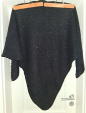 kuschelig weicher Boucle:  Dreieck Winter Schal * Dreieckstuch * Schwarz