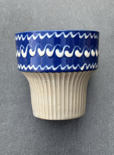 kleiner Blumentopf Pflanzgefäß Übertopf Steingut Steinzeug handgearbeitet