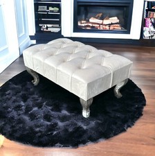 Gepolsterter Chesterfield