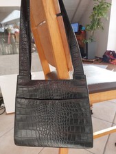 DISSER- ECHT LEDER -