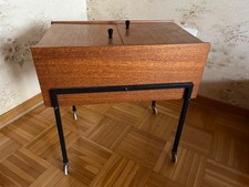 rollbares Nähkästchen ca. 1960 Holz sehr guter Zustand Schränkchen mit Rollen