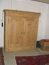 ::BAUERNSCHRANK UM 1800 ZUM
