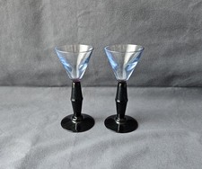 2 alte Schnapsgläser, um