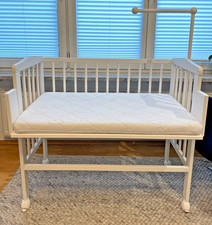 TOP +++ WALDIN Beistellbett 90x55cm Liegefläche, weiß mit Matratze und Zubehör