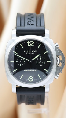 Panerai luminor 1950 44mm - panerai,