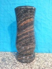 Naturstein Grabvase Nr. 2 /