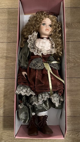 Porzellanpuppe adelie creation - porzellanpuppe,