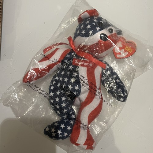 Supreme fw22 beanie baby - fw22,
