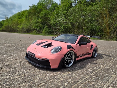Porsche 911 992 gt3 rs - 1:18,
