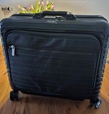Rimowa Salsa Deluxe Hybrid