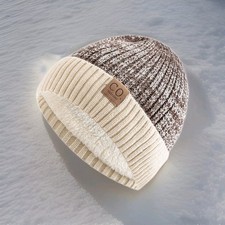 Warme und bequeme Wintermütze