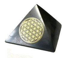 Schungit shungit pyramide - &,