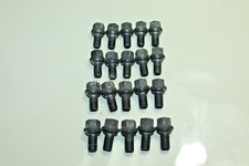 20x Oldtimer Mercedes Benz W107 W108 W109 W123 Radschrauben Radbolzen