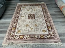 Eleganter Handgeknüpfter Teppich 185 x 121 cm .