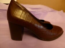 Marks & Spencer UK3 EU35,5 US5