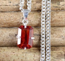 Natürlich 15.50 Karat Smaragd