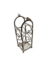 Dekoratives Weinregal im Antik