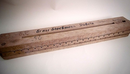 Antike zigarrenpresse aus holz - antike,