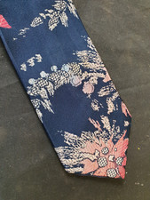 Vintage Krawatte Style Flower