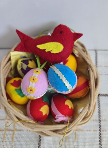 Osterdeko eier körbchen - osterdeko, im