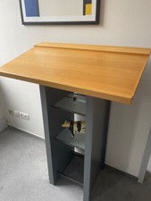 Stehpult, Rednerpult, Empfangspult aus mehrfarbigen Holz , erstklassiger Zustand