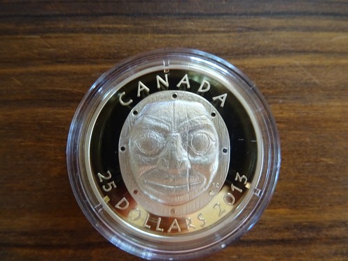 Kanada grandmother moonmask - kanada,