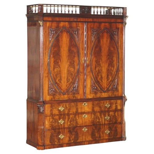 Hervorragender antiker schrank - hervorragender,