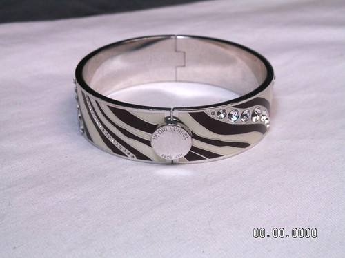 Henri bendel hartes - ...henri, bendel...hartes