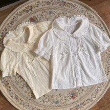 Lady Lolita Shirt Top Mädchen Knopf Schleife Bluse Rüschen Puffärmel Japanisch