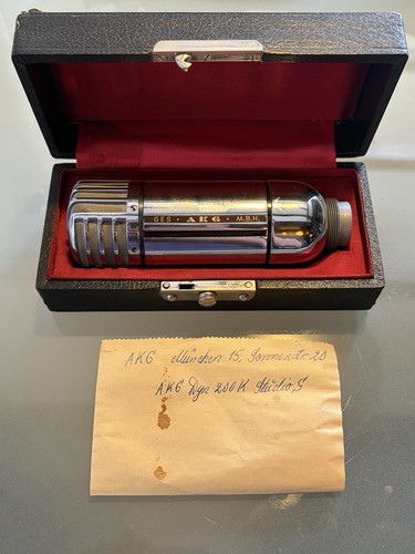 Akg dyn 200 - dyn,