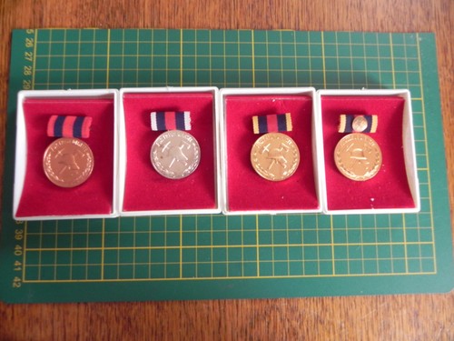 Ddr feuerwehr medaille treue - ddr,