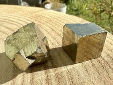 Pyrit würfel aus peru - pyrit,