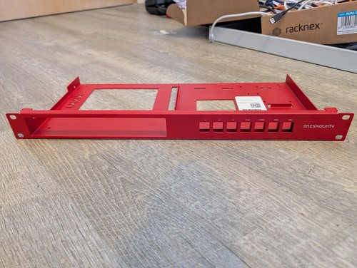 Rackmount kit watchguard - rackmount.it,