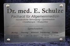 Firmenschild - Praxisschild - 300x200mm - 3mm Acryl - opt. Wandbefestigung