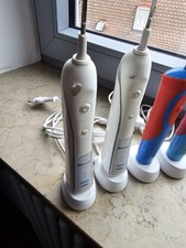 2x Braun Oral B Professional Care Triumph 3764 + 2x 3709 + 4x Ladestation Set