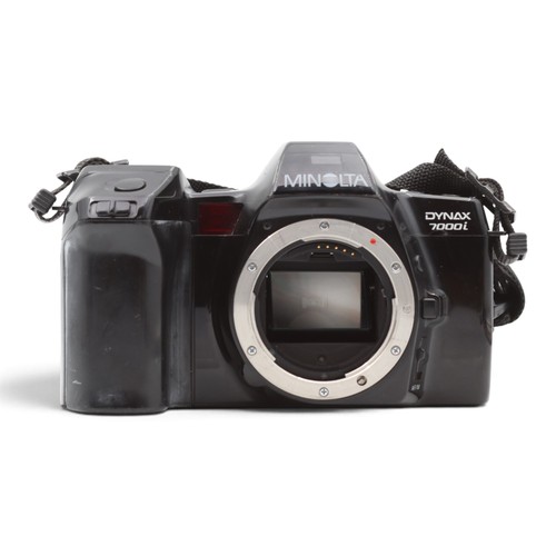 Minolta dynax 7000i slr - minolta,