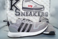 Adidas Multix Sportschuhe EU 42 2/3 US 9 Low Tops H68079 Laufschuhe Turnschuhe