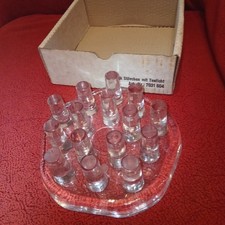 Glas-Stövchen aus Massivem