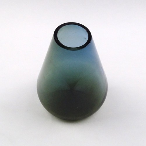 Studioglas kegelvase gruen - studioglas,