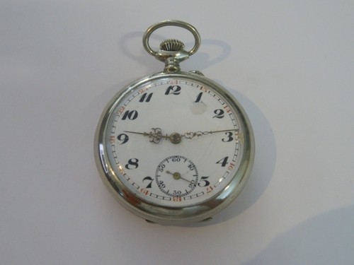 Alte taschenuhr stahl - taschenuhr,