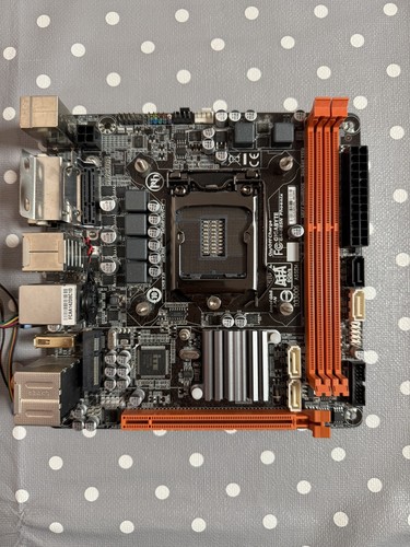 Gigabyte b85n phoenix intel - ga-b85n,
