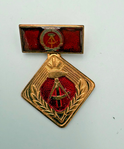 Ddr orden aktivist der - -,