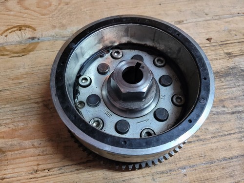 Suzuki 650 sp46 - dr,