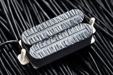 OMEN - Neck Humbucker Pickup - Seymour Duncan Black Winter Competition