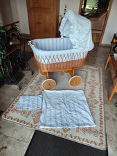 Schönes Beistellbett