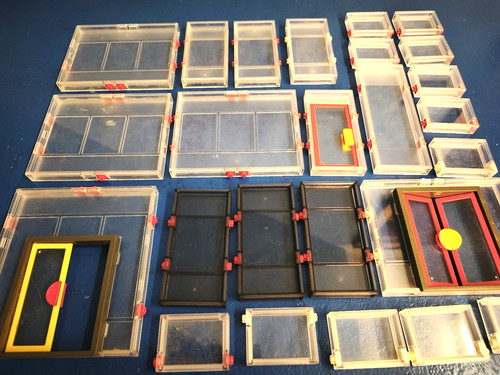 Plexiglas mauerteile konvolut - plexiglas,