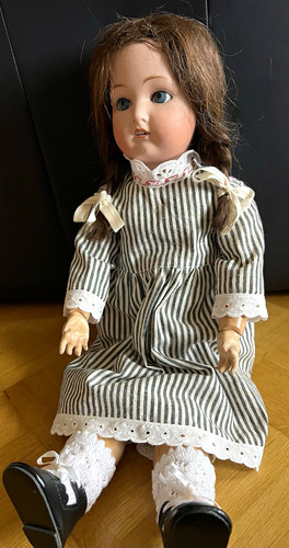 Wunderschöne sehr alte puppe - wunderschöne,,