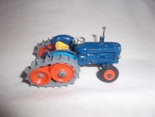 Traktor mit Kette Fordson