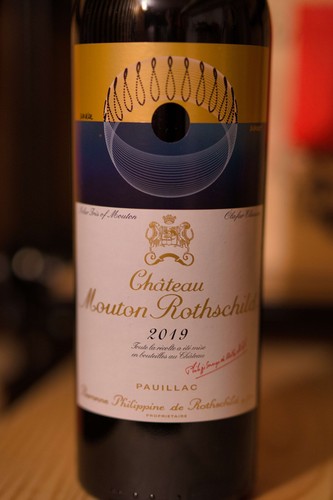 Eine flasche 2019 - 1x,