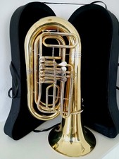 Bb-Tuba mit 4 Ventilen